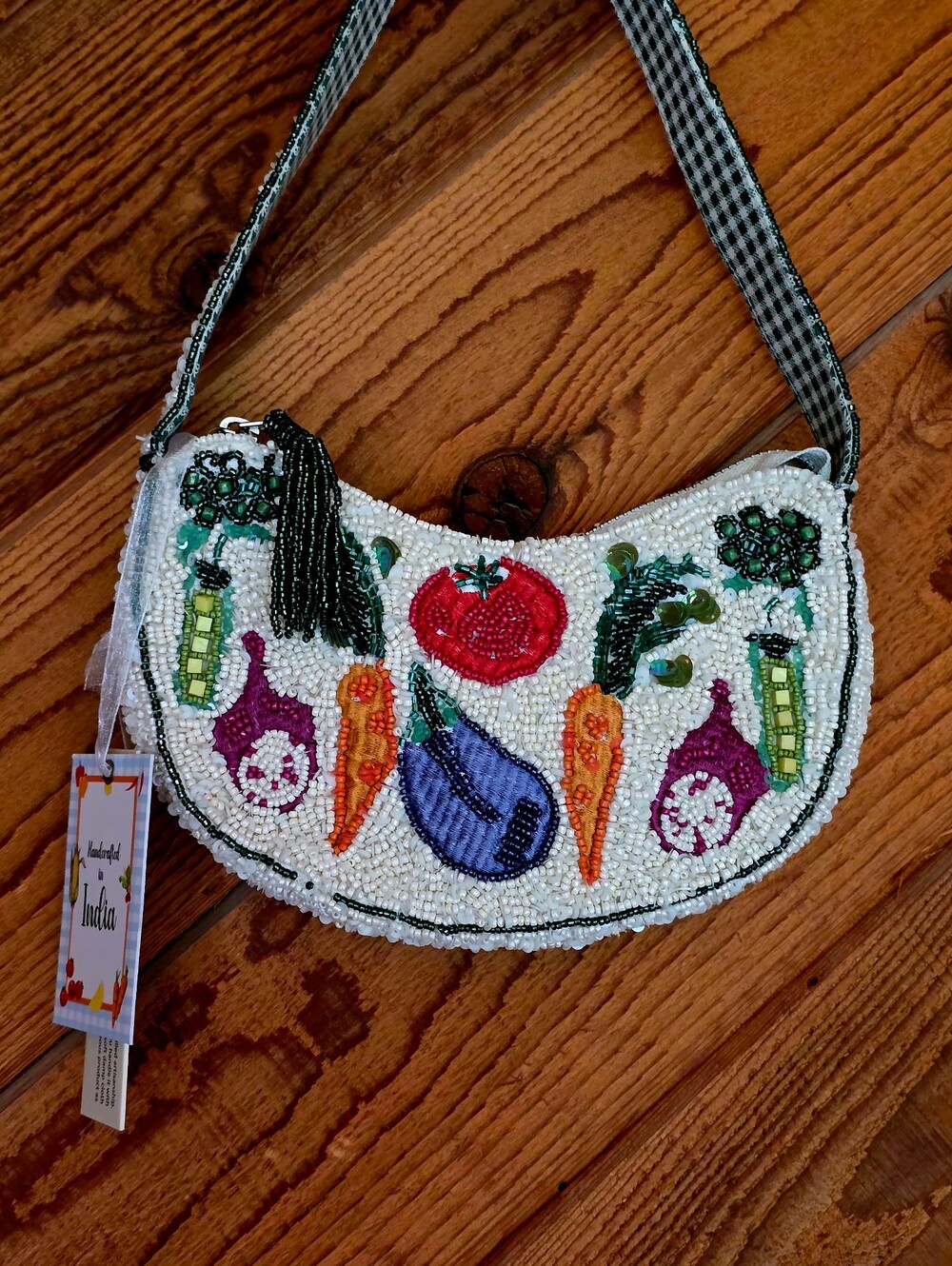 HANDCRAFTED IN INDIA  BEADED WOMEN'S SHOULDER BAG GARDEN VEGETABLES/TIKTOK VIRAL